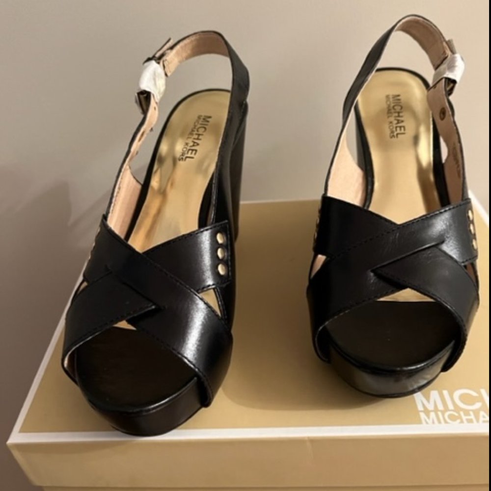 Michael Michael Kors Black Leather Lipton Wedge Size 7.5M NEW